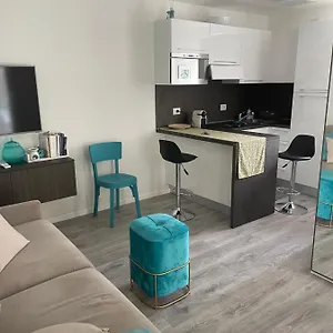 Tiffany Apartamento