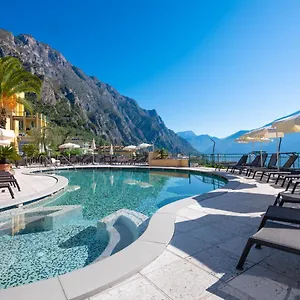 Cristina Hotel